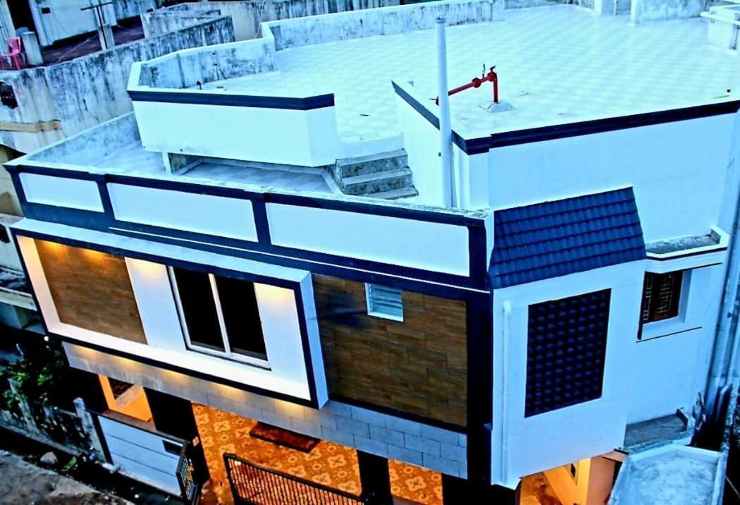 La Villa Pondi Cherie Centertownbeachauroville 퐁디셰리 외부 사진